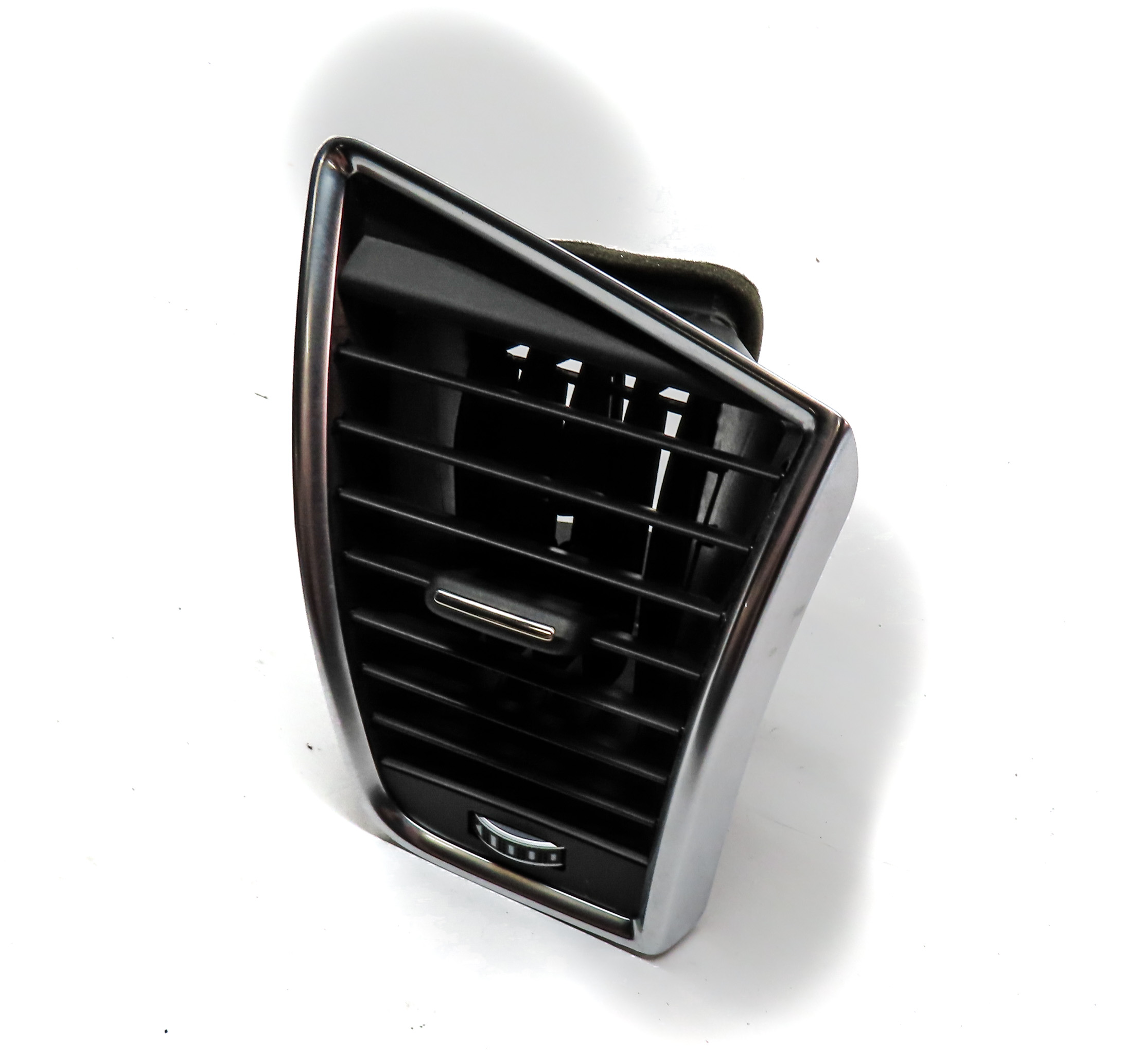 16 AUDI Q5 (B8 8R) FRONG RIGHT PASSENGER DASH HEAT AIR AC VENT (Pistachio Beige) — exact item pictured